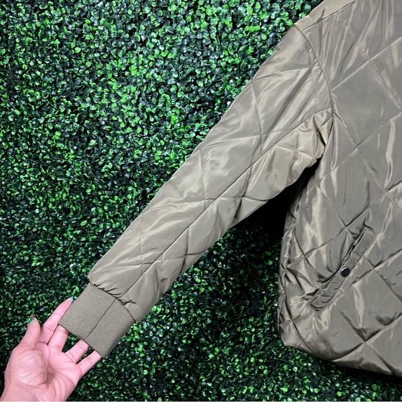 H&M | Quilted Jacket - Picture 3 of 7